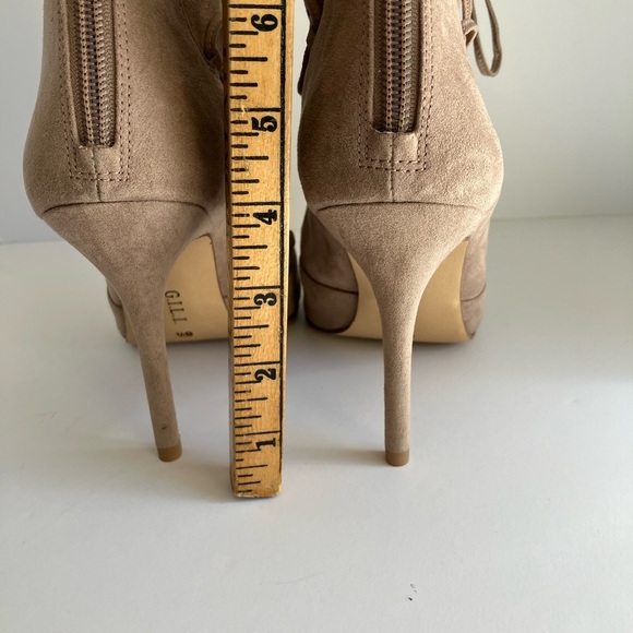 G.I.L.I. Karina Women’s Peep-toe Booties, 8.5 M, Camel, Faux Suede, 4” Heels - Picture 5 of 9